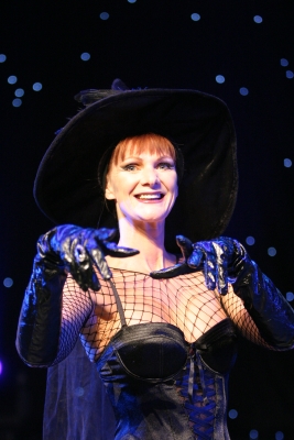 sorcière dans Emilie Jolie