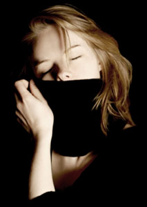 Julie Annen